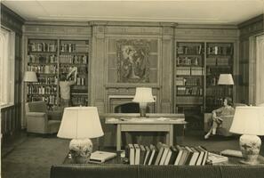 The Quita Woodward Memorial Reading Room in Thomas Library