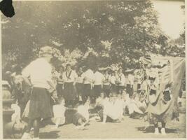 Field hockey team (class of 1921)