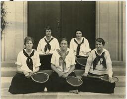 Tennis team, 1915-1916