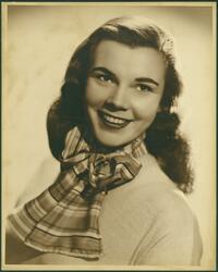 Publicity portrait of Mary Welch, probably for a moon for the misbegotten