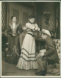 You never can tell : Frieda Inescort as mrs. Clandon, Faith Brook as Gloria Clandon, and Tom Helmore as Dr. Valentine