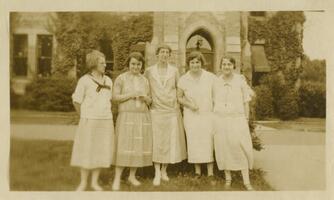 Students from the Summer School for Women Workers in Industry, Bryn Mawr College