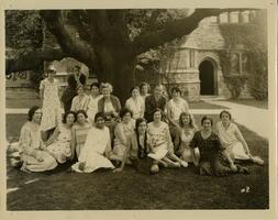 Faculty and students from the Bryn Mawr Summer School for Women Workers in Industry