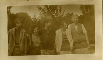 Faculty and students from the Bryn Mawr Summer School for Women Workers in Industry