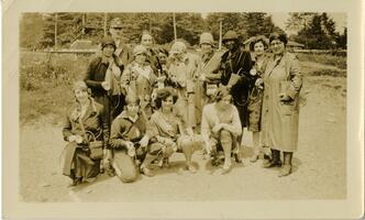 Faculty and students from the Bryn Mawr Summer School for Women Workers in Industry