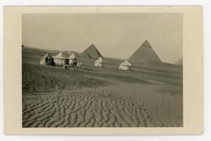 Unidentified pyramid field from M. Carey Thomas' trip to Egypt