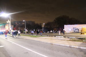 Strike supporters turn down Ardmore Avenue from Lancaster Avenue