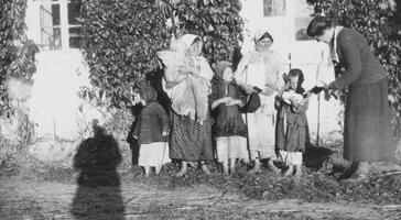 Rations for refugees. Holme.